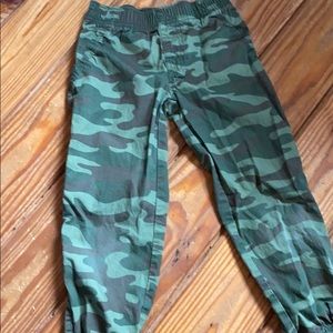 Carter’s camo 5t jogger